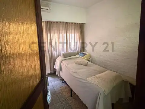 14 entre 45 y 46 69000, Piso 0