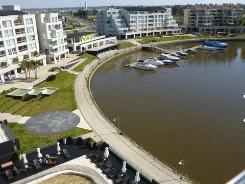 Departamento en Alquiler de Monoambiente