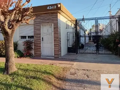 PH en venta - 3 Dormitorios 1 Baño - Mar del Plata