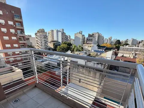 Departamento en Alquiler en Villa Pueyrredon, $ 600.000