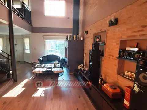 Casa 4 ambientes con 3 baños