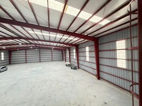 Alquiler A estrenar Deposito Nave Industrial 1380m2 U$S 6 x metro cub