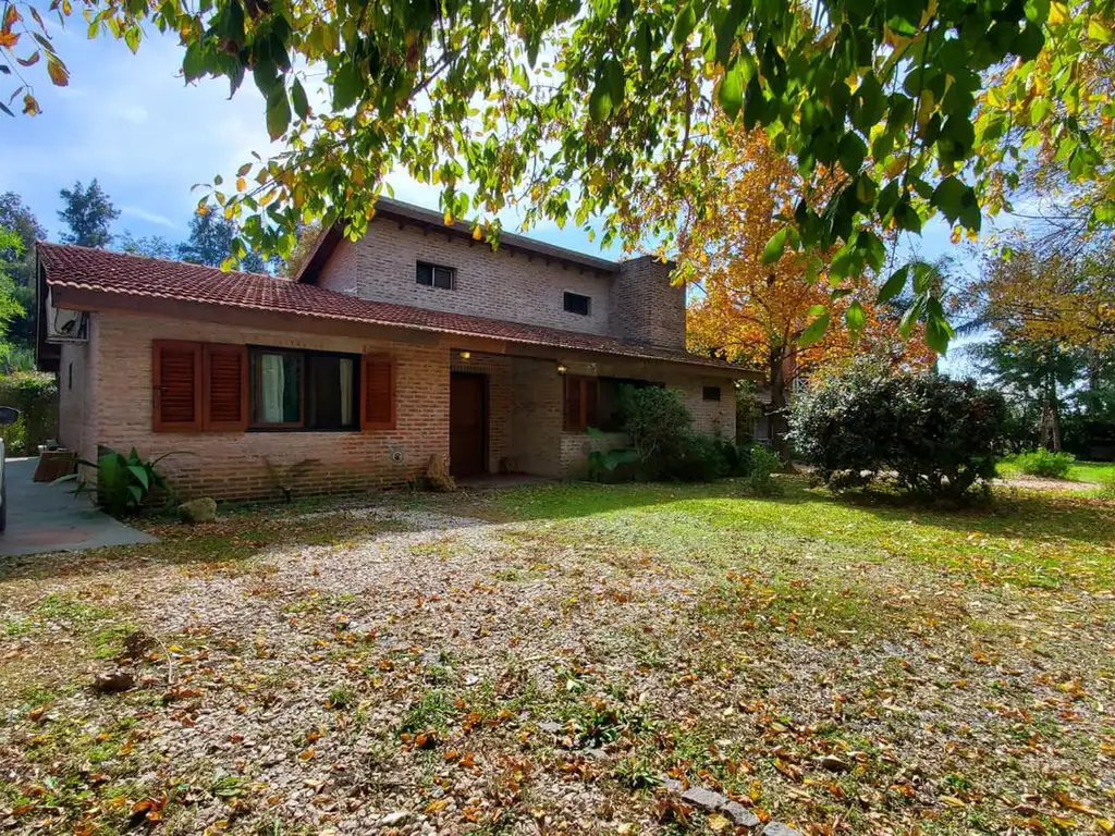 Casa en Venta en Los Quinchos Country Club - 4 dormitorios