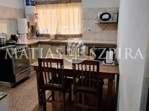 venta casa 4 ambientes castelar