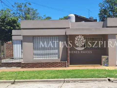 venta casa 4 ambientes castelar