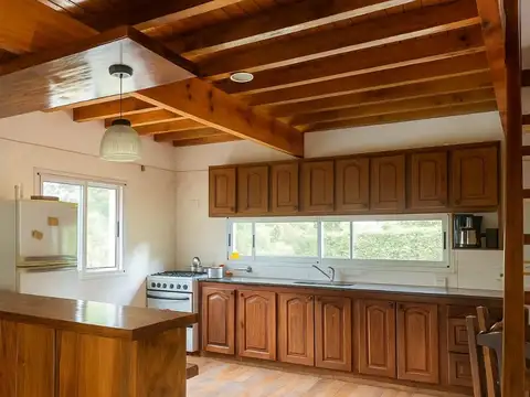 Casa en Venta con 4 cocheras