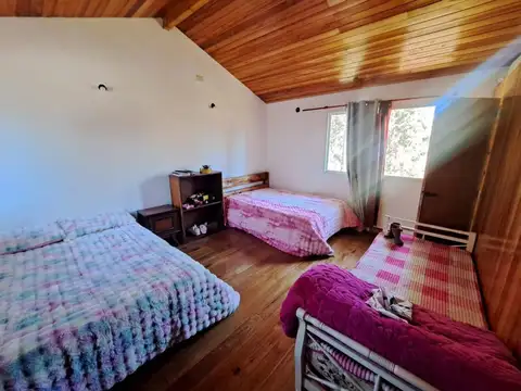 Casa 5 ambientes con 3 baños