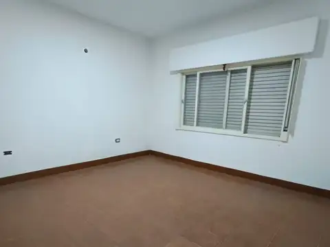 Casa en Alquiler en Ituzaingo, $ 850.000