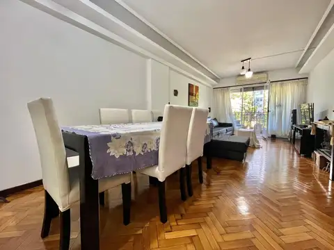 Avenida Luis María Campos 700