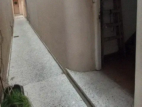 Avenida Directorio 1700, Piso 1
