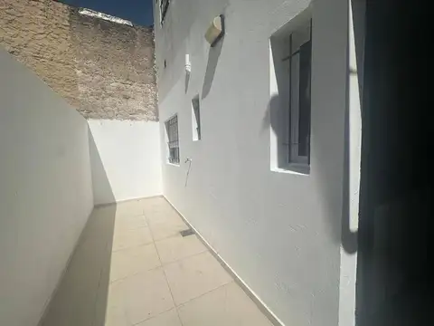 Departamento en Alquiler en Villa Elvira, $ 550.000