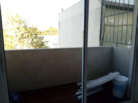 DPTO 2 AMB. CONTRAFRENTE