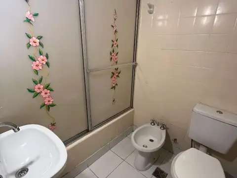 Venta. Departamento 3 ambienes. Santa Fe y Bonpland.