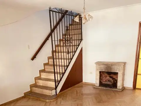 Casa en Alquiler en Abasto, $ 2.000.000
