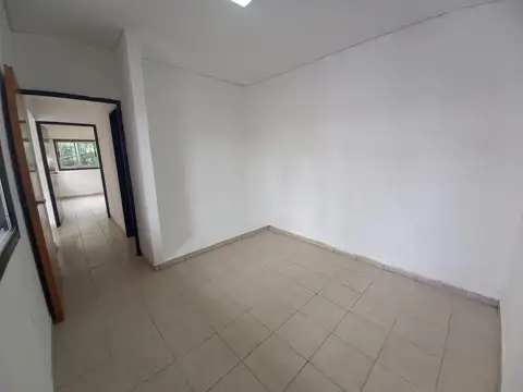 Departamento en Alquiler en Villa Ballester, $ 650.000