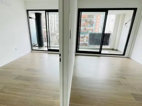 San Juan 2900, Piso 5