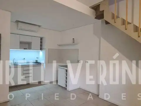 Depto Tipo Casa en Alquiler de 2 ambientes