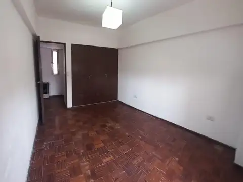 Departamento en Alquiler en Área Centro Oeste, $ 1.400.000