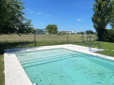 VENTA CASA 5 AMBIENTES PILETA SAN SEBASTIAN AREA 2 GOLF