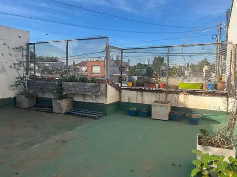 Depto Tipo Casa en Venta 25 años