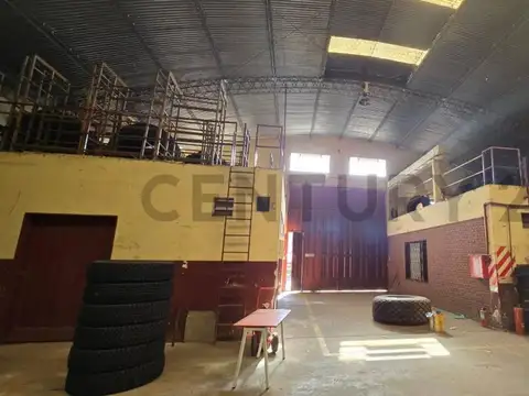 Venta galpón a metros del mercado