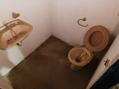 VENTA - DEPOSITO - PUNTA ALTA