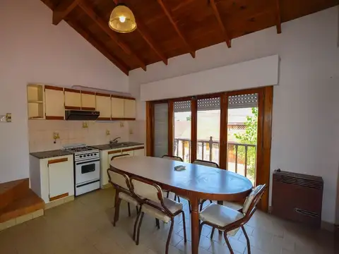 Depto Tipo Casa en Venta de 3 ambientes