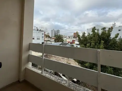Departamento en Alquiler en Banfield, $ 599.900