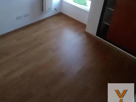Casa en venta - 2 Dormitorios 2 Baños - La Matanza
