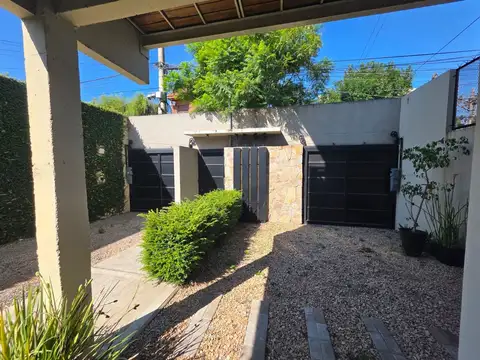 Depto Tipo Casa 2 ambientes con 1 baño