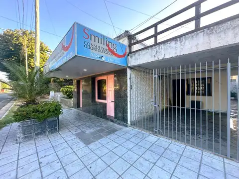 VENTA EN BLOCK VIVIENDA MULTIFAMILIAR CON LOCAL