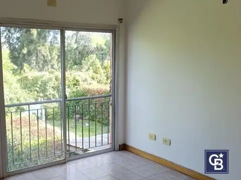 Barrio Casas del Parque, Pilar