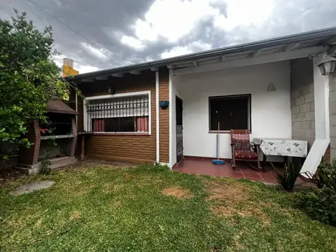 Depto Tipo Casa en Alquiler de 2 dormitorios