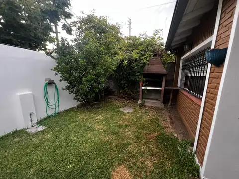 Depto Tipo Casa en Alquiler en Virreyes, $ 1.100.000