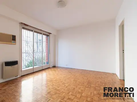 Departamento de 2 ambientes con balcón en San Telmo