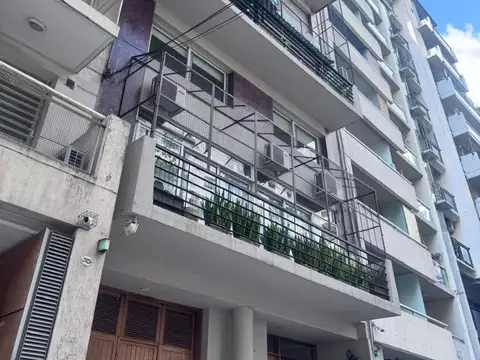 La Pampa 2900, Piso 1