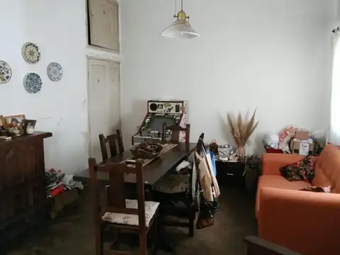 Depto Tipo Casa 4 ambientes con 2 baños