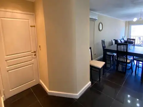 Departamento en Venta en Playa Grande, USD 240.000