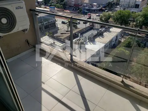 Departamento en Alquiler con 1 cocheras