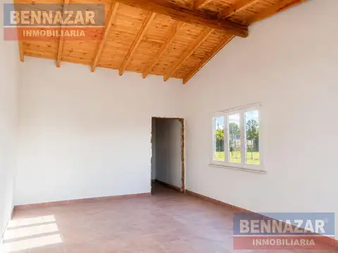 Casa 3 ambientes con 2 baños