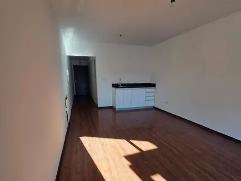 Monoambiente con balcón y amenities, Villa del Parque