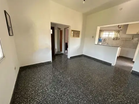 Depto Tipo Casa en Venta de 3 ambientes