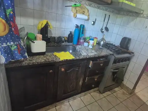 Depto Tipo Casa 4 ambientes con 1 baño