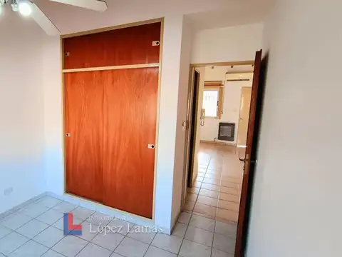 Depto Tipo Casa en Alquiler de 1 dormitorio