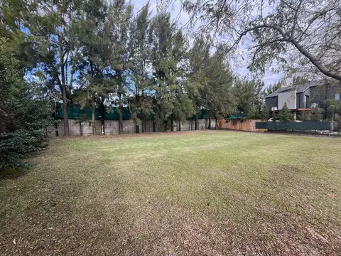 Uno de los ultimos terrenos en venta en Barrancas de Santa María (General Pacheco)