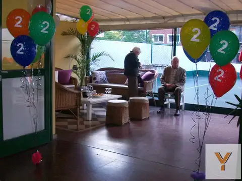 Depto Tipo Casa Monoambiente con 6 baños