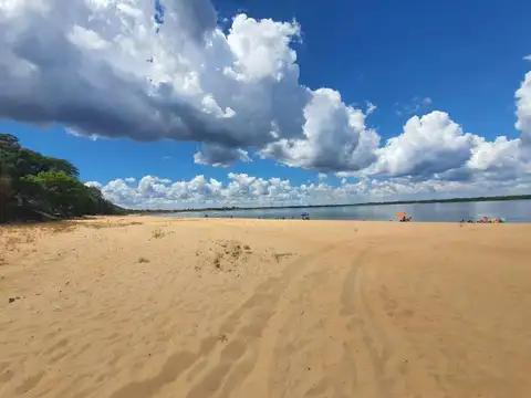 Casa en Venta en Ituzaingo, USD 130.000