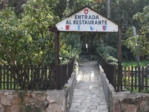 Fondo Comercio en Venta con 15 cocheras
