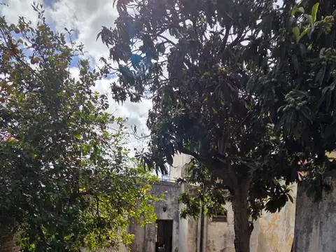 VENTA CASA A REFACCIONAR  LANUS OESTE 287 METROS