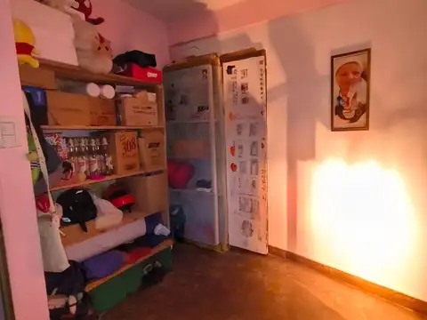 Departamento 6 ambientes con 1 baño
